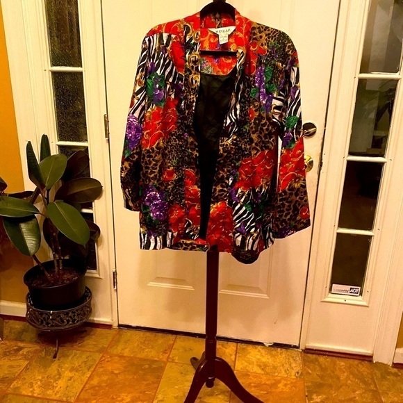 Winlar MIXED ANIMAL PRINT JACKET - Picture 1 of 5